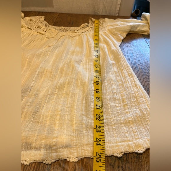 💛 Boho-style cream blouse with crochet detailing around the neckline size S - Picture 4 of 7